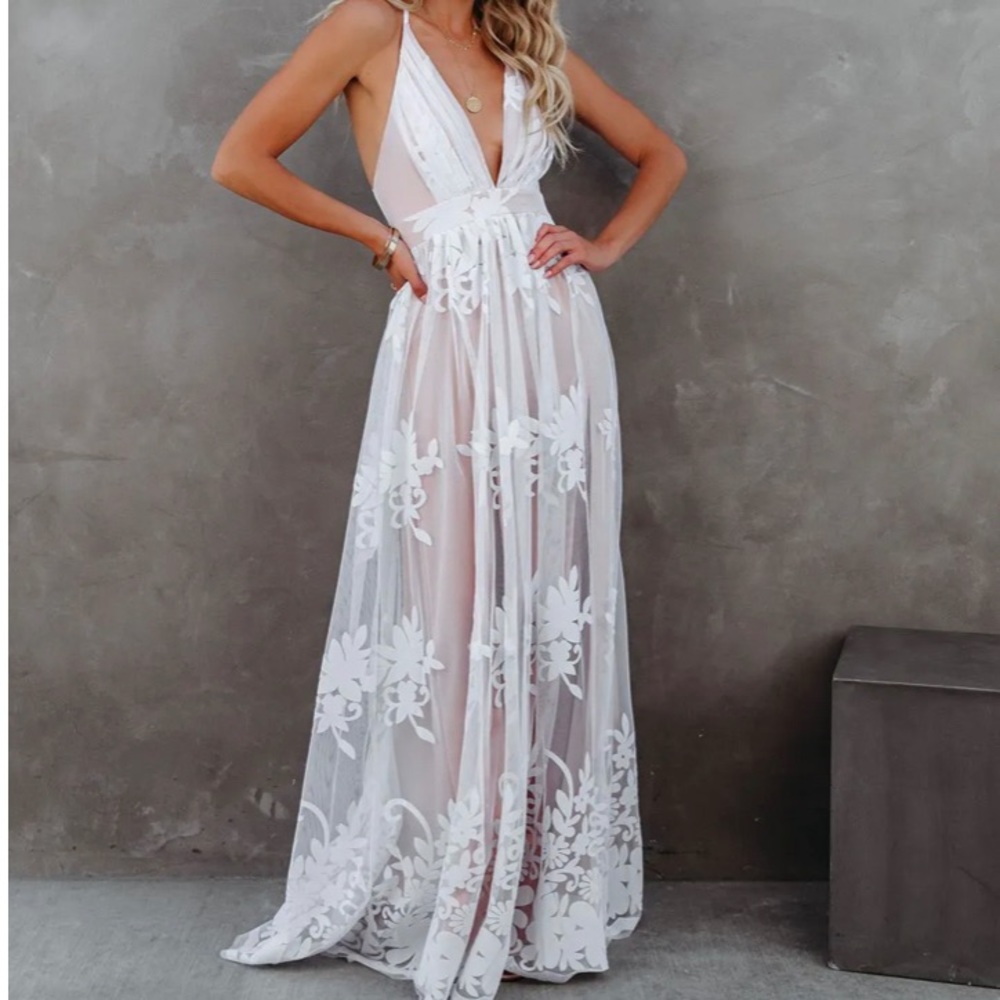 Vici Antonia White Maxi Dress - boho lace